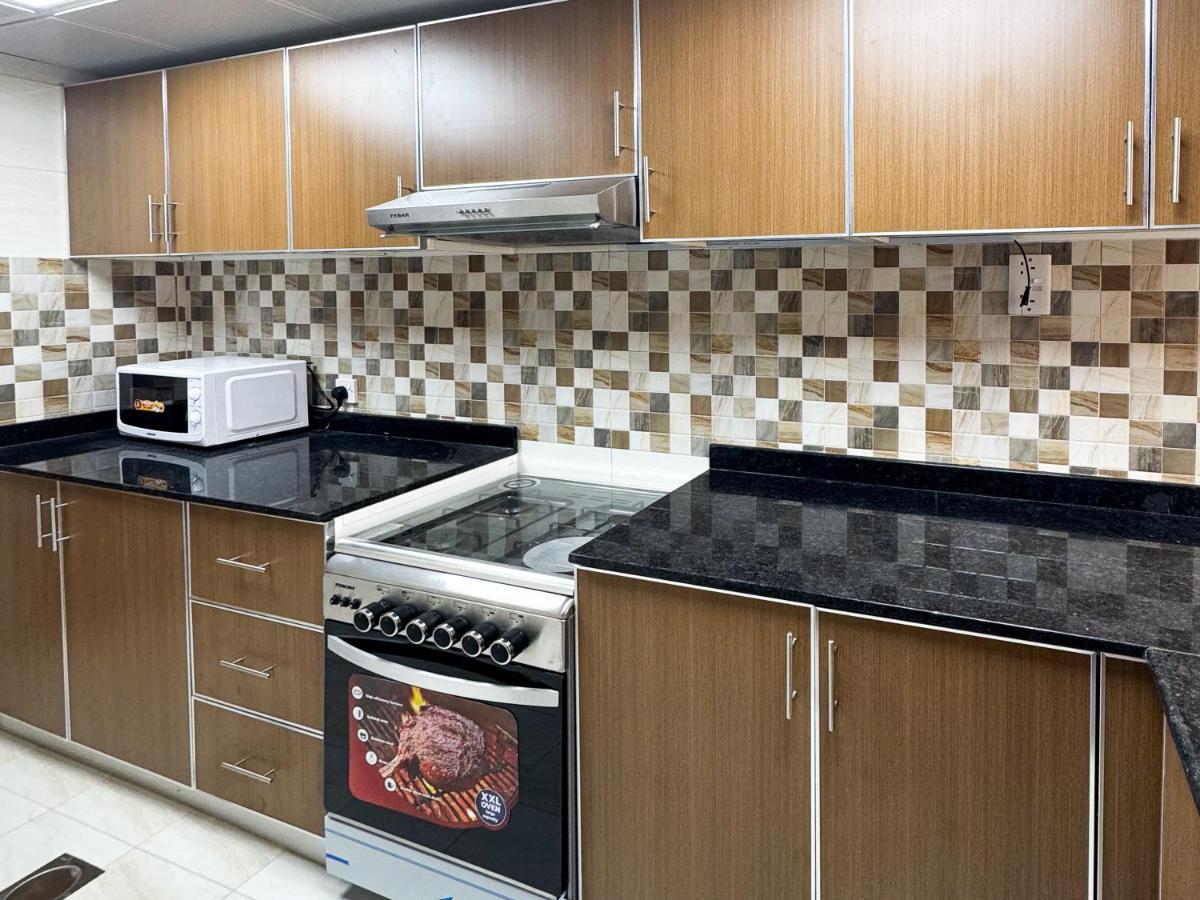 Ras Star Residence - Home Stay Dubai Exteriör bild